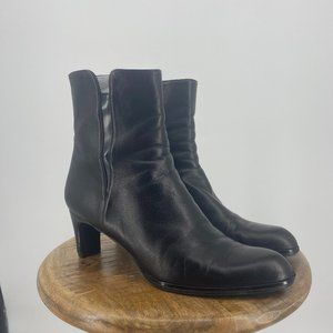 Stuart Weitzman | 8.5  Black Leather Ankle Bootie